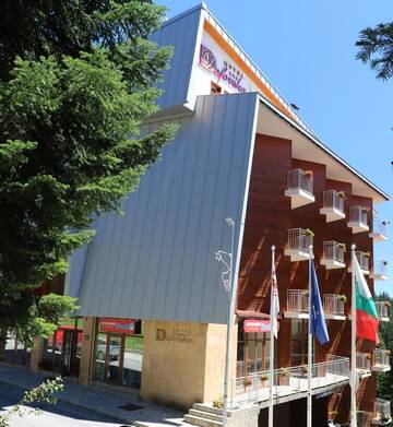 Фото Отель Dafovska Hotel г. Пампорово 1